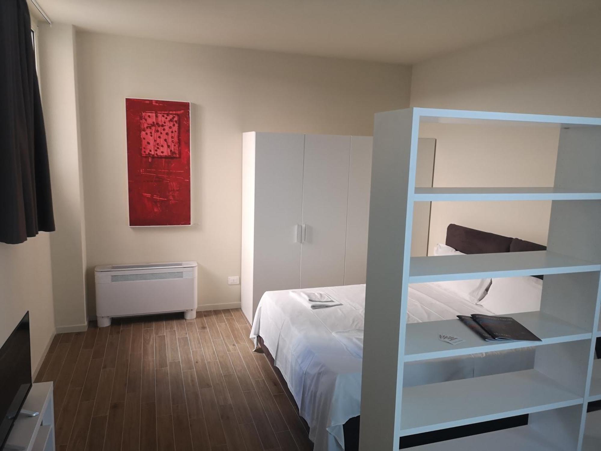 Suiten Apartments Bolonia Habitación foto