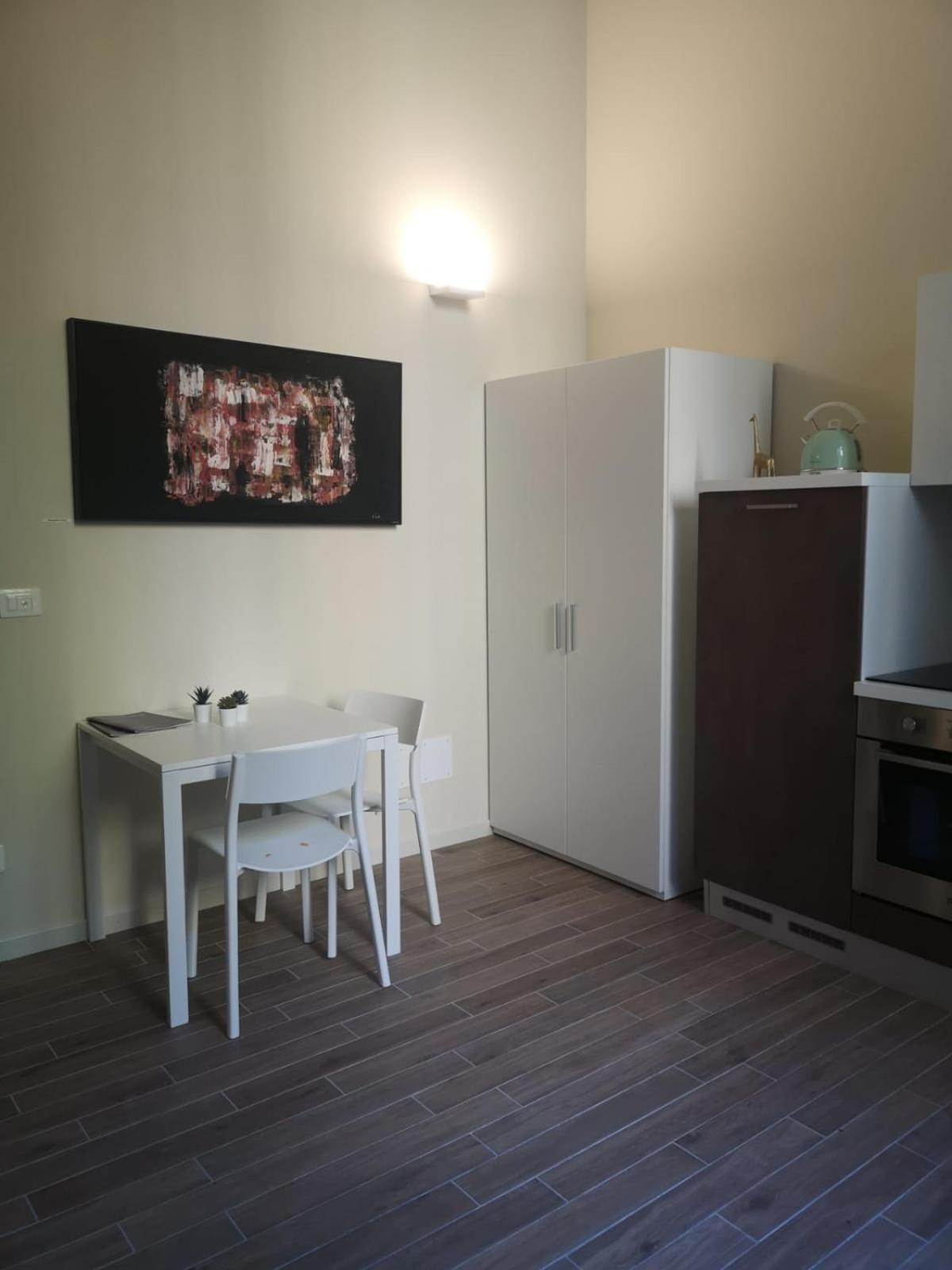 Suiten Apartments Bolonia Habitación foto